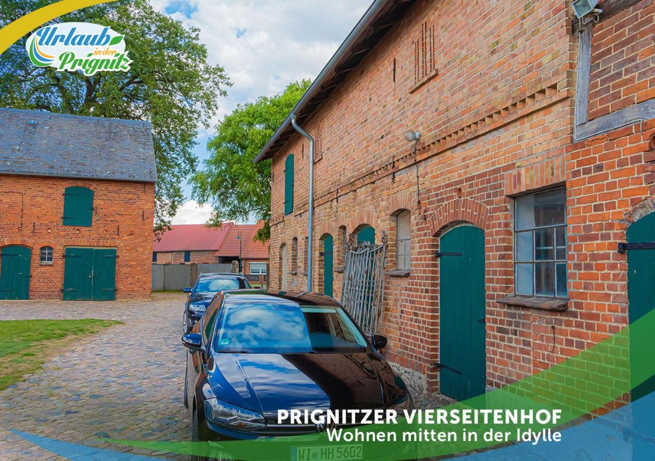 Bauernhof-Streichel-Zoo-&-Reiter-Suite Gulow Exterior foto